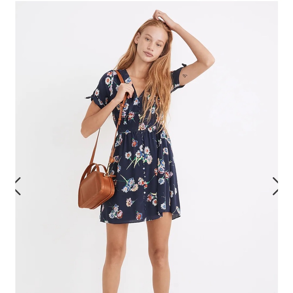 Madewell Silk Button-Front Tie-Sleeve Retro Dress in Flutter-By Floral